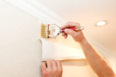 Pose de papier peint à Barrettali — revêtements muraux et toiles de verre